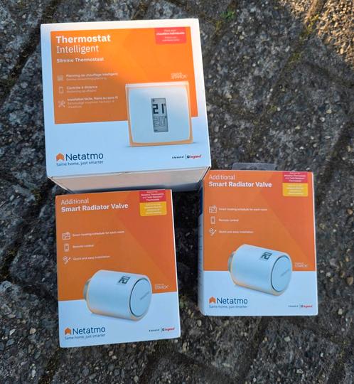 Netatmo intelligent slimme thermostaat met 2 radiatorknoppen, Doe-het-zelf en Verbouw, Thermostaten, Nieuw, Slimme thermostaat