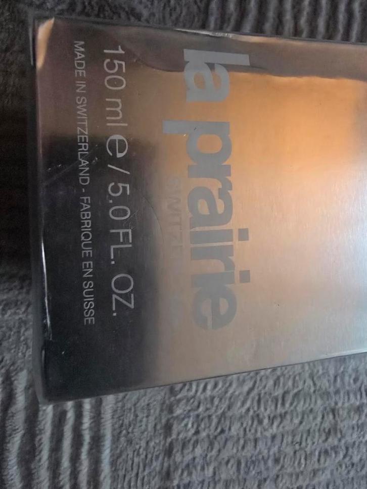 La Prairie

Skin Caviar

Essence-in-Lotion

Gezichtslotion, Sieraden, Tassen en Uiterlijk, Uiterlijk | Parfum, Nieuw, Ophalen of Verzenden