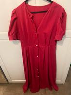 Roze lange jurk met witte knoopjes, Maat 42/44 (L), Ophalen of Verzenden, Zo goed als nieuw, Roze