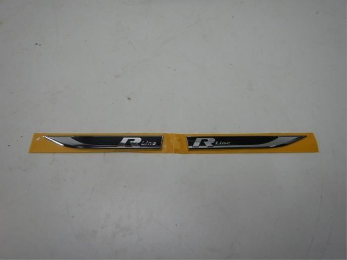 Embleem Volkswagen Golf (22729188), Auto-onderdelen, Overige Auto-onderdelen, Gebruikt, Ophalen