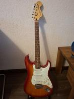 Squire Stratocaster, Muziek en Instrumenten, Ophalen, Gebruikt, Solid body, Fender