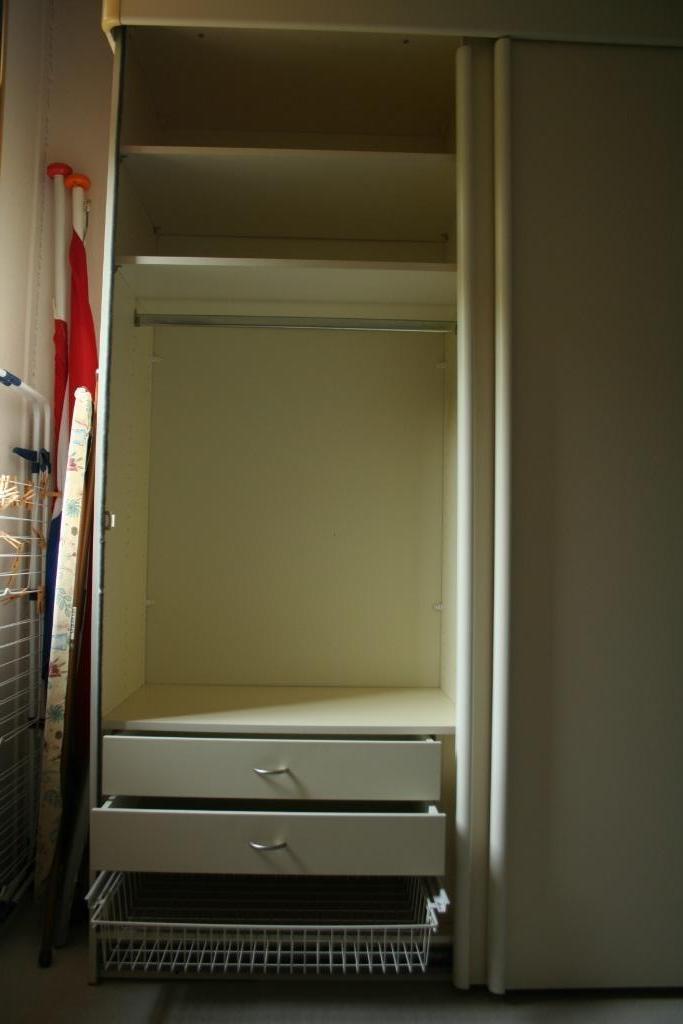 kledingkast, Huis en Inrichting, Kasten | Kledingkasten, Gebruikt, 200 cm of meer, 200 cm of meer, 50 tot 75 cm, Met lade(s), Met plank(en)