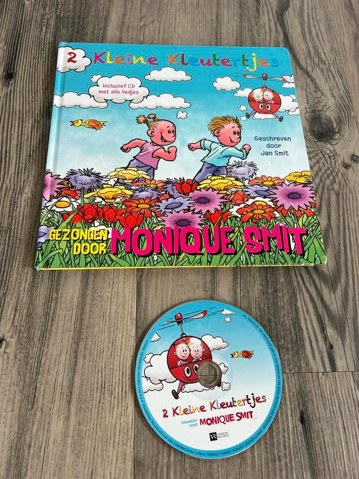 Kleine Kleutertjes boek met CD, Boeken, Kinderboeken | Baby's en Peuters, Zo goed als nieuw, 2 tot 3 jaar, Uitklap-, Voel- of Ontdekboek