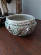 Decoratief celadon schaaltje uit Thailand, Antiek en Kunst, Ophalen of Verzenden