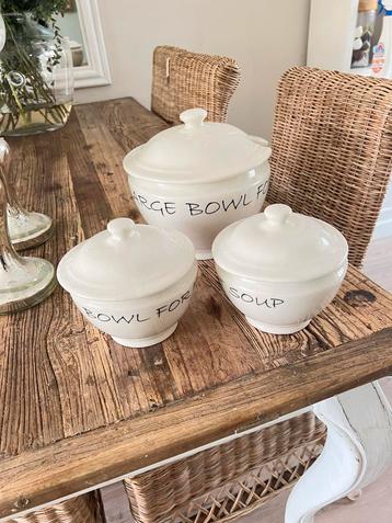 Riviera maiosn soepbowl en kommen  beschikbaar voor biedingen