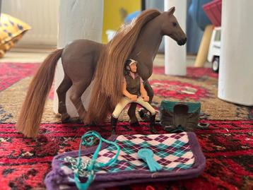 Schleich Paard met Ruiter & Accessoires beschikbaar voor biedingen