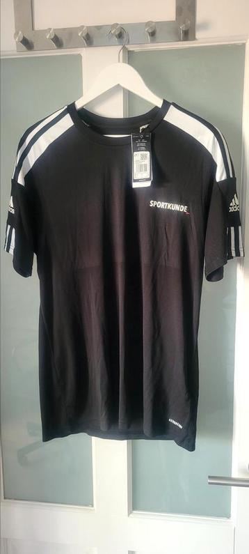 Sportkleding polo Adidas sportkunde HAN NIEUW  beschikbaar voor biedingen