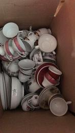 Heel veel oud serviesgoed, allemaal heel, Ophalen