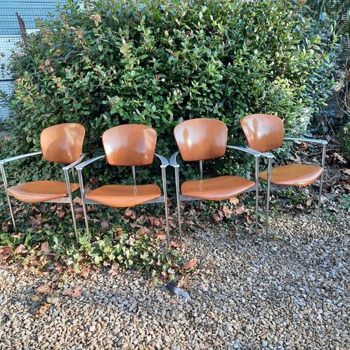 Josep Llusca Andreu World chair set 4 design stoelen vintage, Huis en Inrichting, Stoelen, Gebruikt, Vier, Hout, Ophalen