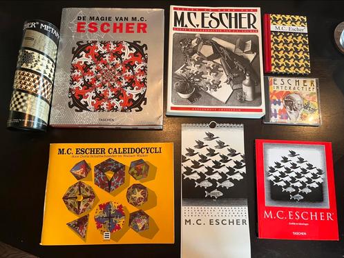 Verzameling M.C. Escher, Boeken, Kunst en Cultuur | Beeldend, Zo goed als nieuw, Schilder- en Tekenkunst, Ophalen of Verzenden