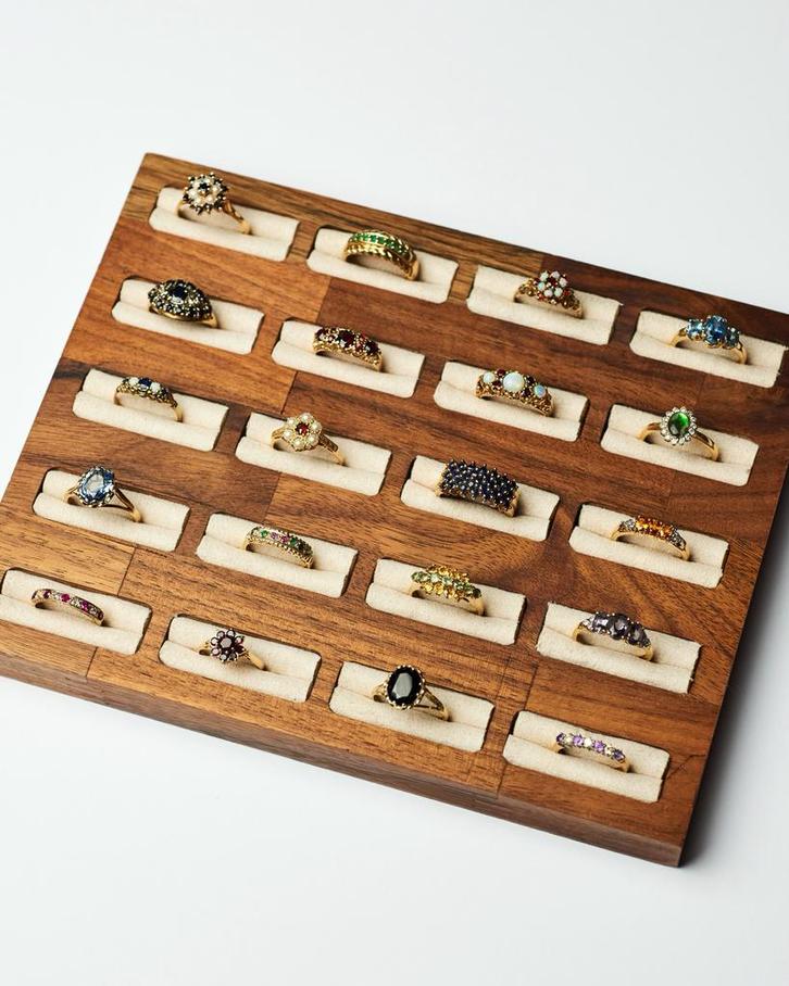 Vintage 9k 14k en 18 gouden sieraden in Leiden antiek goud, Sieraden, Tassen en Uiterlijk, Ringen, Zo goed als nieuw, Dame, 17 tot 18