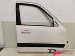 Portier 4Deurs rechts-voor van een Honda CR-V (NH578)