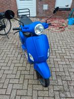 Mooie scooter - Opknapper, Fietsen en Brommers, Ophalen of Verzenden, Gebruikt, Overige modellen