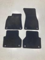 AUDI A6 C8 4K velours matten / automatten set - 4K1863011 !, Ophalen of Verzenden, Gebruikt