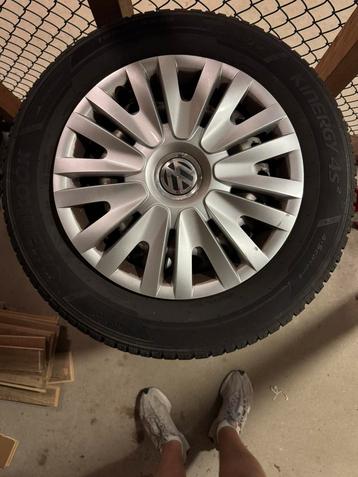 Hankook all season banden met originele VW doppen beschikbaar voor biedingen