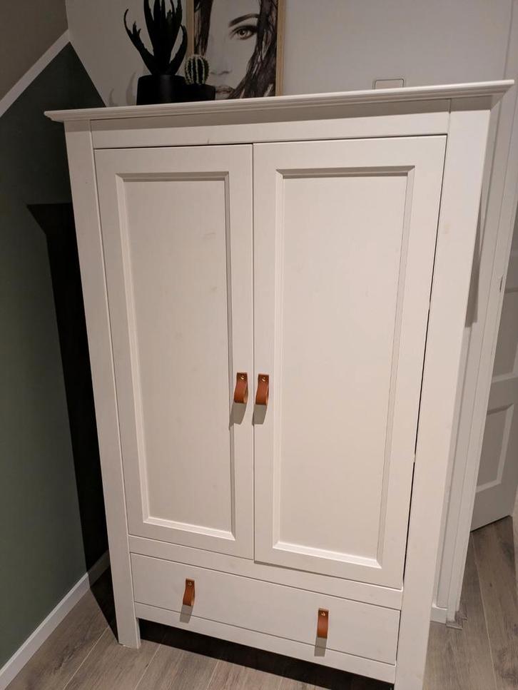 Witte kast, Huis en Inrichting, Kasten | Overige, Zo goed als nieuw, Ophalen