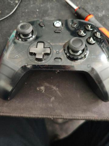 Gamesir xbox/pc controller voor Onderdelen - R2 Defect beschikbaar voor biedingen