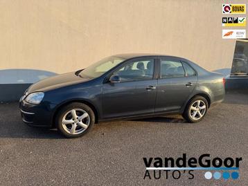 Volkswagen Jetta 1.6 FSI Trendline, '08, airco, trekhaak, cr beschikbaar voor biedingen