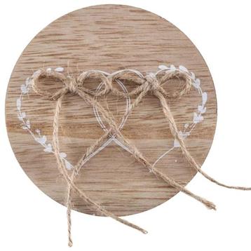 Romantisch houten trouwring presentatie schaaltje Love beschikbaar voor biedingen