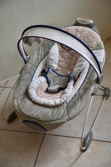 Ingenuity baby wipstoel beschikbaar voor biedingen