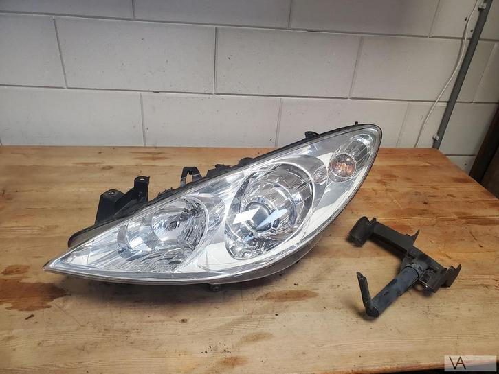 Peugeot 307 koplamp xenon links facelift 2005 - 2008 €200, Auto-onderdelen, Verlichting, Peugeot, Gebruikt, Ophalen of Verzenden