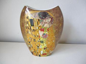 Vaas porselein Gustav Klimt, De Kus tweezijdig decor beschikbaar voor biedingen
