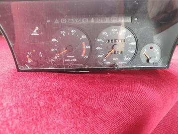 Volvo 340/360 tellerbak met schakel indicator. beschikbaar voor biedingen