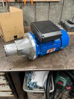 Hydrauliek pomp 1,5kw, Doe-het-zelf en Verbouw, Motoren, Ophalen, Zo goed als nieuw, Elektromotor