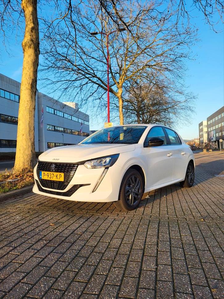 Peugeot 208 1.2 Puretech 2022 (Private Lease ter overname), Auto's, Peugeot, Particulier, Benzine, B, Hatchback, Handgeschakeld