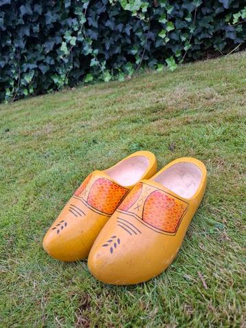 Klompen maat 41 beschikbaar voor biedingen