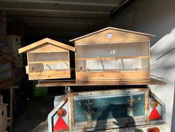 Verschillende nieuwe vogelkooien voor leuke prijzen beschikbaar voor biedingen