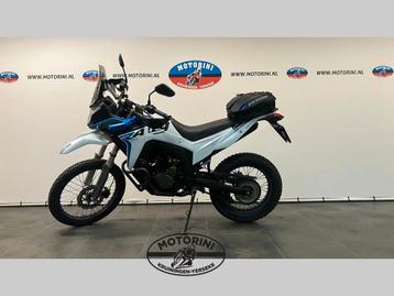 VOGE 300 RALLY (bj 2023) beschikbaar voor biedingen