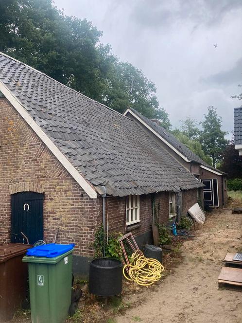 Div oude bouwmaterialen van sloopboerderij, Doe-het-zelf en Verbouw, Metselstenen, Zo goed als nieuw, Bakstenen, Ophalen
