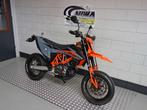 KTM 690 SMC R (bj 2021), Motoren, Motoren | KTM, 693 cc, KTM, Motorrijbewijs A, Bedrijf
