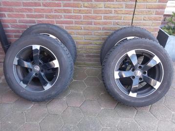 Snoways winterbanden op velg. beschikbaar voor biedingen