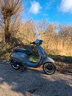 Vespa Sprint Nardo Grey. 2016., Ophalen, Gebruikt, Maximaal 45 km/u, Benzine