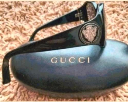 Originele zwarte vintage Gucci zonnebril type GG 3026 S D28, Sieraden, Tassen en Uiterlijk, Zonnebrillen en Brillen | Dames, Zo goed als nieuw