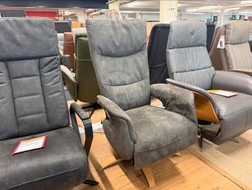Comfortabele Relaxfauteuil – NIEUW – 2 motoren – Microleder beschikbaar voor biedingen