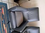 2 grijze fauteuils, Minder dan 75 cm, Leer, Zo goed als nieuw, 50 tot 75 cm