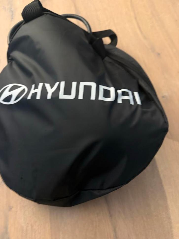 Hyundai Laadkabel - Zo goed als nieuw!, Auto diversen, Laadpalen, Zo goed als nieuw, Laadkabel, Ophalen of Verzenden