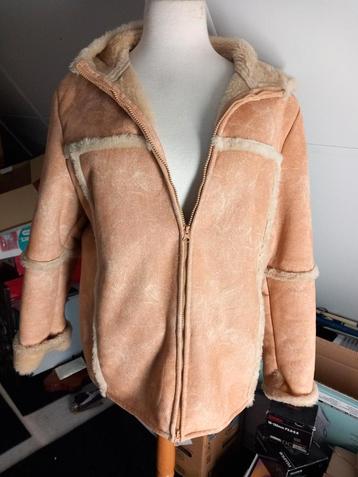 Suède damesjas  beschikbaar voor biedingen