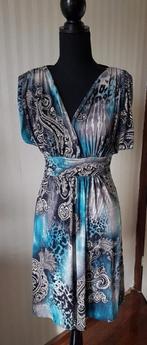 Apart! Sexy jurk met mooie pasvorm en striklint 36 rekt mee., Kleding | Dames, Jurken, Zo goed als nieuw, Maat 36 (S), Boven de knie