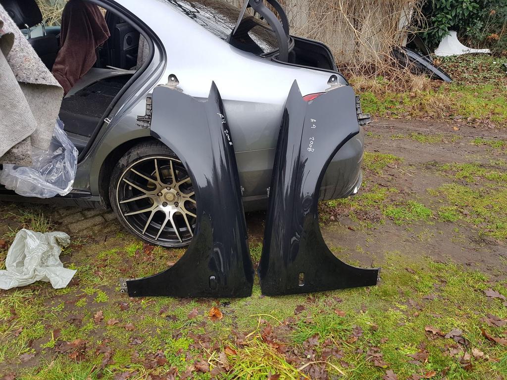 AUDI A4 VOORSCHERMEN LINKS + RECHTS BJ 2008, Auto-onderdelen, Gebruikt, -, -, Ophalen of Verzenden