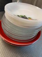 Stapeltje (gebaks)schotels, Antiek en Kunst, Ophalen