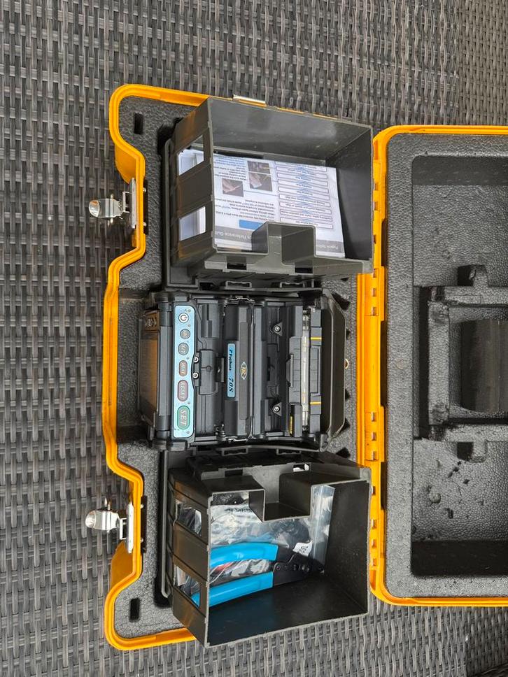 Fujikura 70S + CT-30 Cleaver + Complete Fiber Set, Doe-het-zelf en Verbouw, Gereedschap | Lasapparaten, Gebruikt, Ophalen