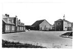 AK Brouwershaven - Bostonplein, Verzamelen, Ansichtkaarten | Nederland, Verzenden, 1960 tot 1980, Ongelopen, Zeeland