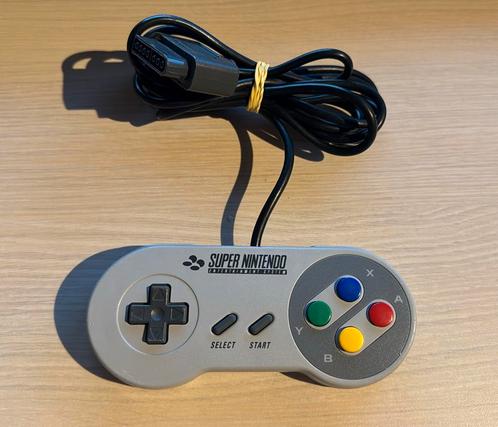 Super Nintendo Controller – Origineel, Spelcomputers en Games, Spelcomputers | Nintendo Consoles | Accessoires, Zo goed als nieuw