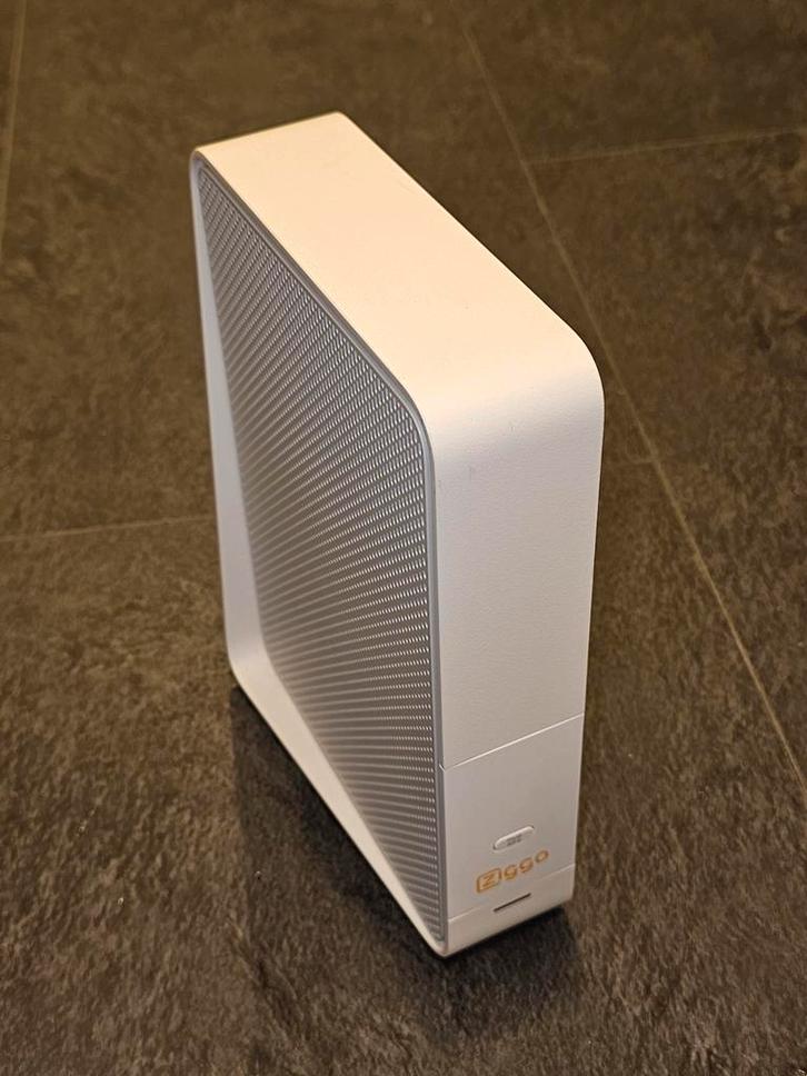 Ziggo Wifi Modem - Router met Modem, Computers en Software, Routers en Modems, Gebruikt, Router met modem, Ophalen of Verzenden