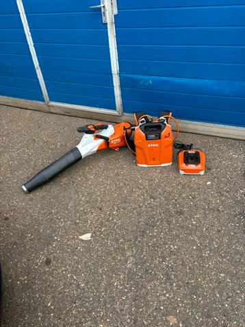 Complete set BGA 200 bladblazer met accu beschikbaar voor biedingen