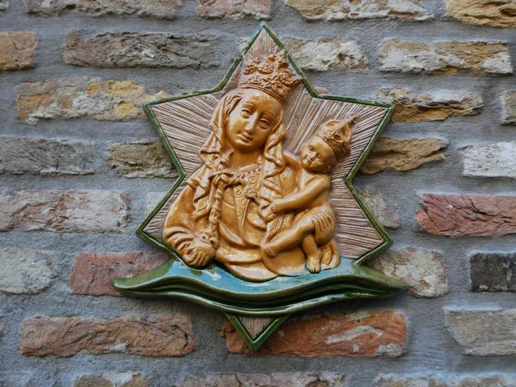 Gevelsteen plaquette Sterre Der Zee Maastricht Russel Tiglia, Antiek en Kunst, Antiek | Religie, Ophalen of Verzenden